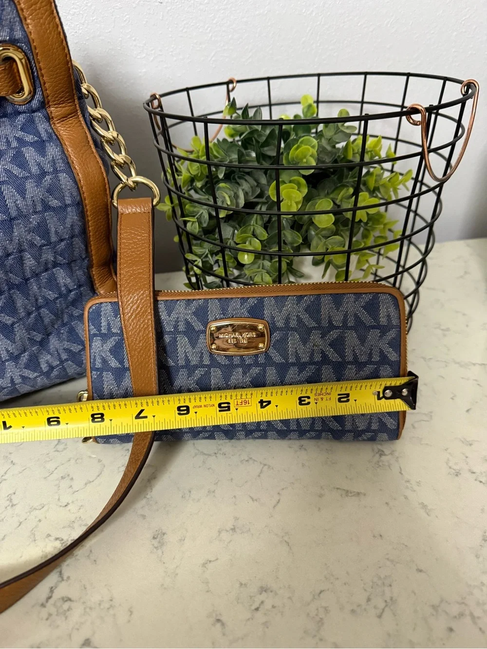 Michael Kors Blue MK Logo Tote with Brown Trim and Matching Wallet - Picture 6 of 10